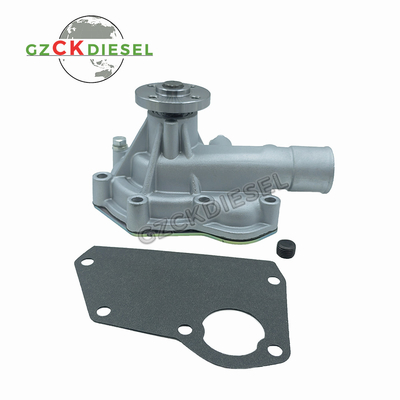 شراء مضخة مياه 32A45-00010 32A45-00022 للمحرك S4S FD30 FD28 FD25 online manufacture